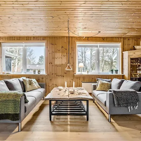 Holiday home Cozy In With Wifi *