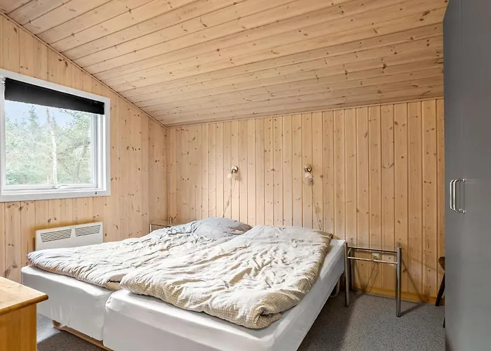 Cozy In With Wifi Jerup